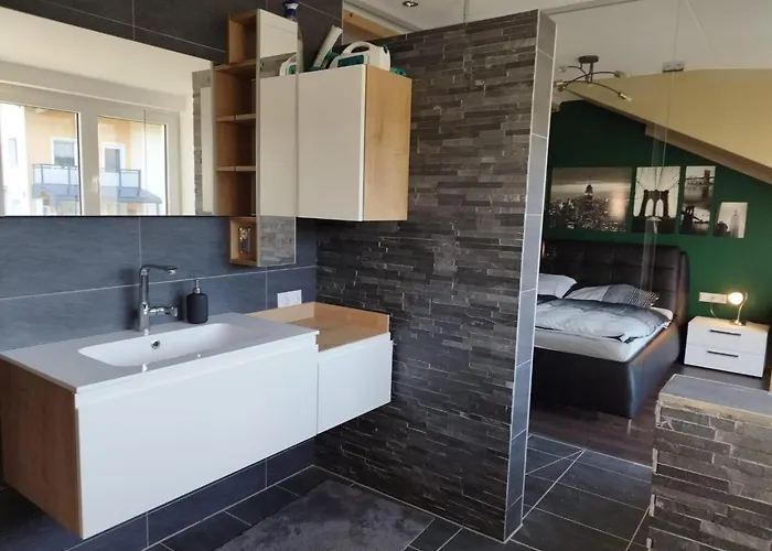 Finka Stein - Luxus Appartement-penthouse דירה